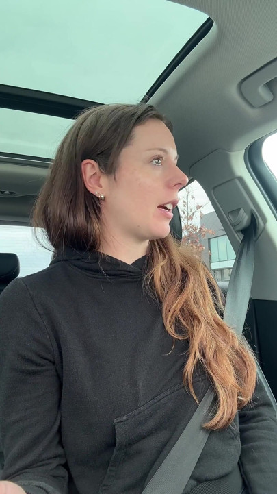 Canadian Hottie Gets off in the Drive Thru!