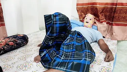 Father-in-law need my sex treatment in the bed OMG its a huge cock!!