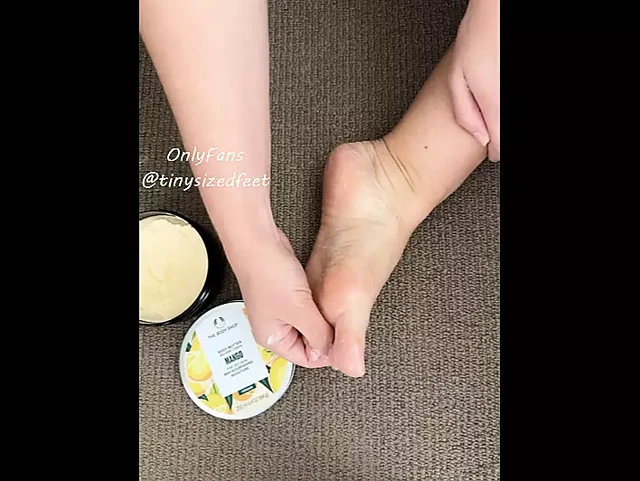 TinySizedFeet being rubbed in Mango Body Butter vid 2