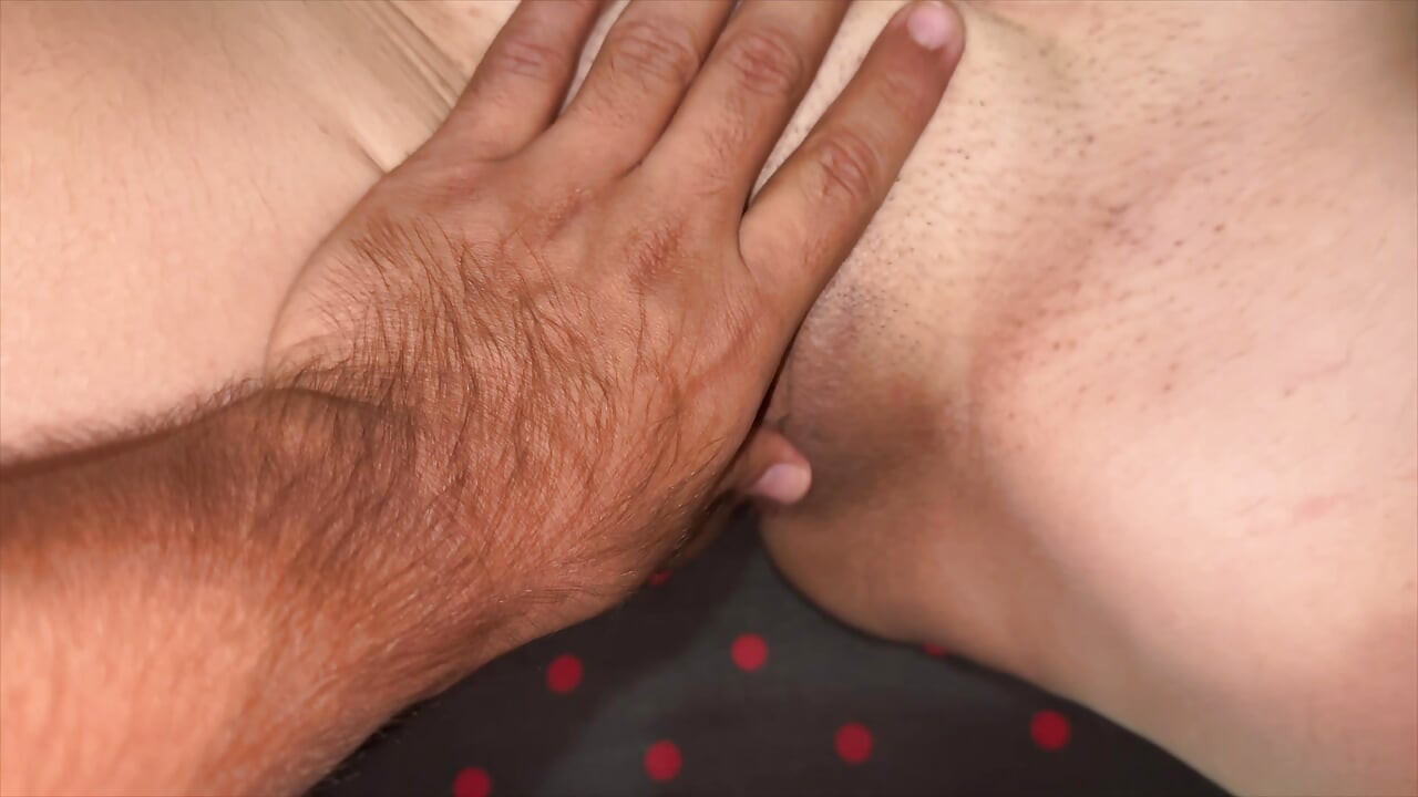 सुंदर चूत वाली सेक्सी लैटिना को चोदना