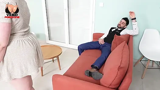 Payudara besar, pantat besar untuk pelacur besar yang suka bercinta ini!