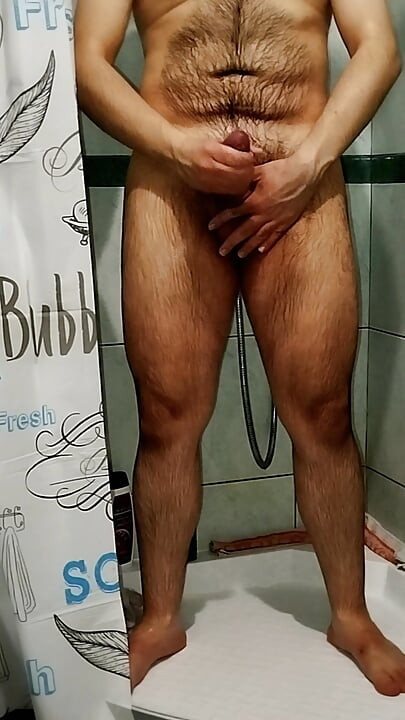 Big Dick Gay cums while showering