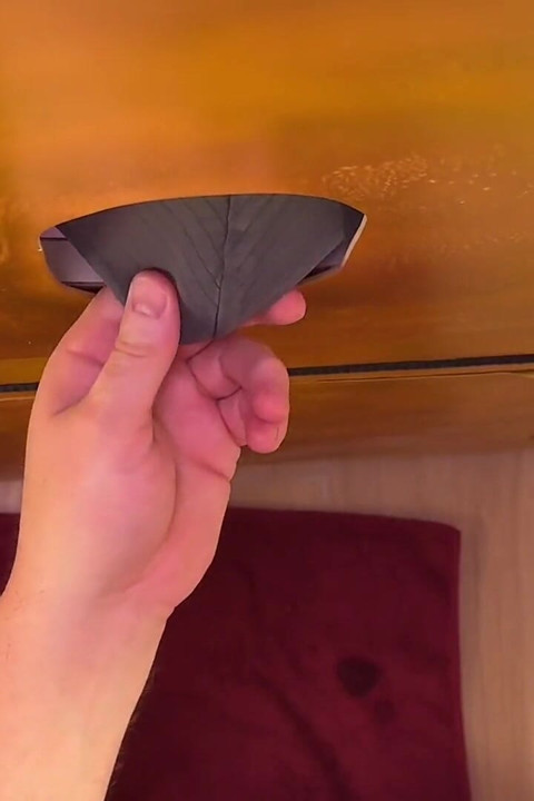 Last Load Before the Flight - Gloryhole Quickie