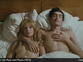 Angelica Domrose y Heidemarie Wenzel desnudas en topless en la película