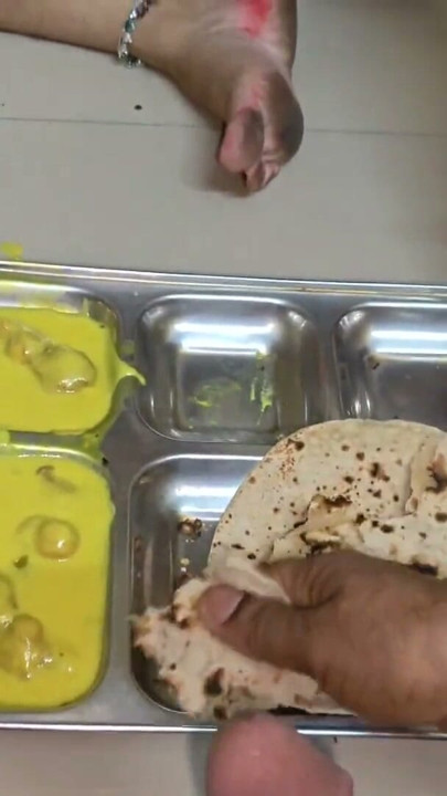 Bhabhi ko khana khate khate hi chod diya | Clip 1