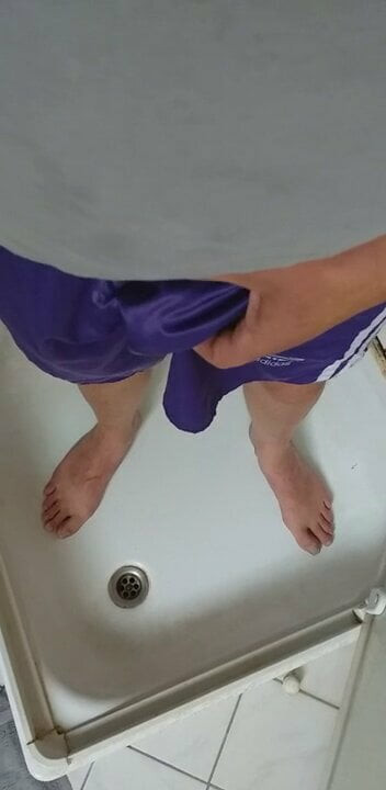pissing Boxer