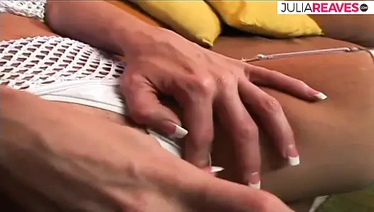 Pelacur tua ngentot pakai dildo ukuran raksasa sebelum ngentot kontol besar sampai dicrot