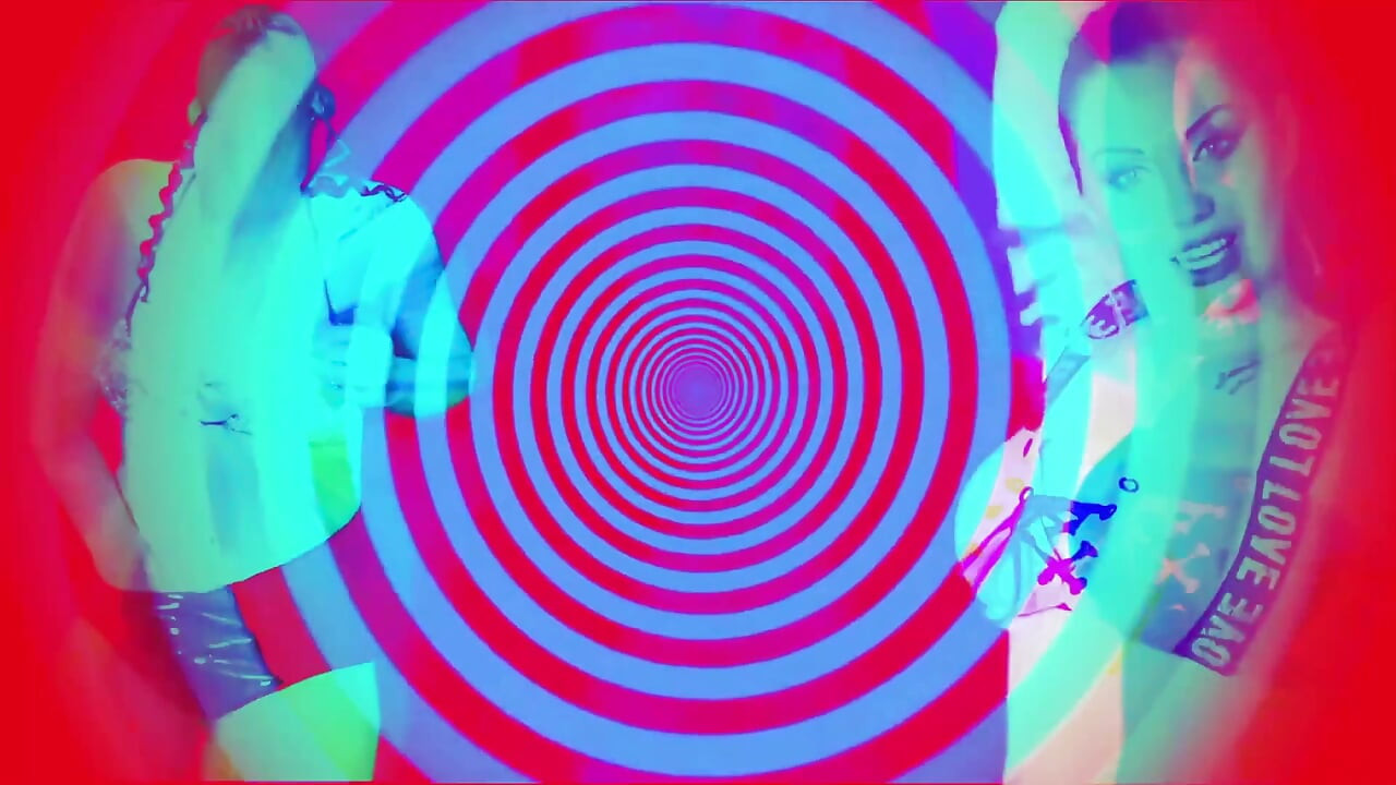 Kadın kılıklı sürtük dönüşümü ve zihin sikişi! Ağzının dolması gerektiğini kabul et!