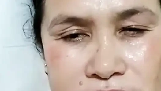 Götlü güzel amcık görüntülü görüşmemizde kendini parmaklıyor