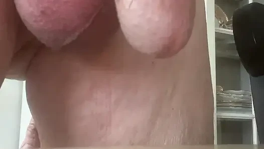 Penisimin kafasına iğne