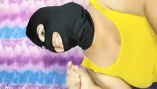 Desi India Deepthroat Goddess - dalam & ludah ke mana-mana