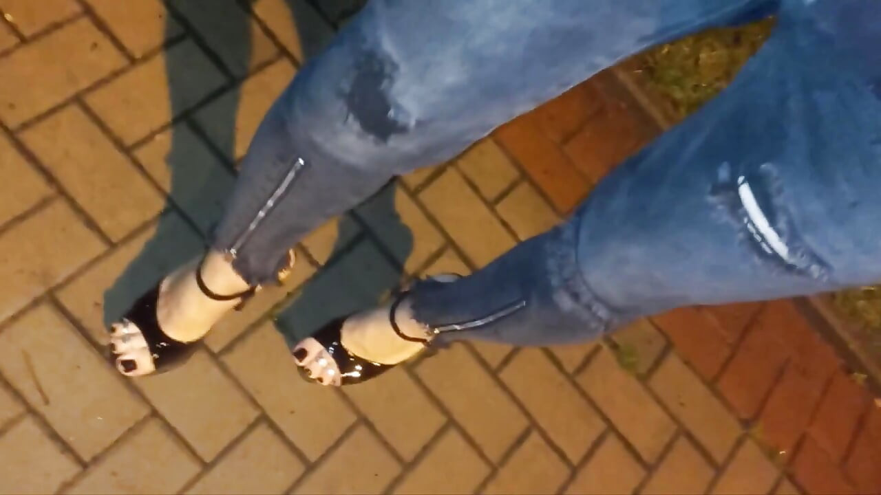 Crossdressing - Stripper Heels and Skinnt Jeans