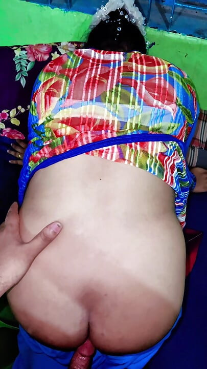 I gifted my desi wife a night dress and had fun all night