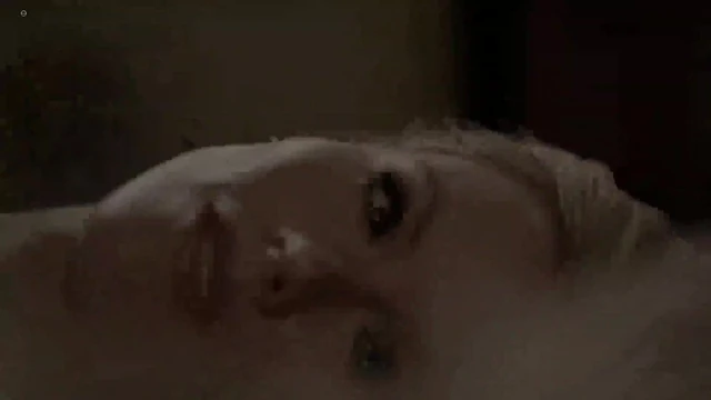 Kathleen Robertson - Boss 04