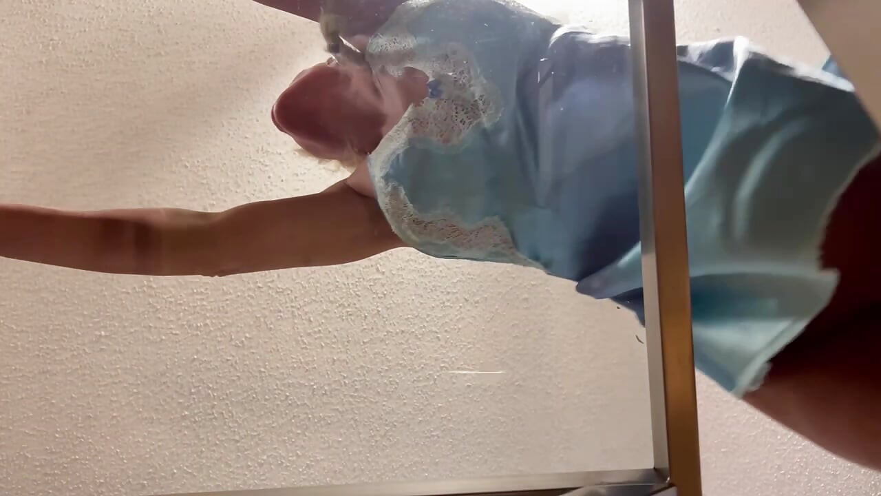 Nepořádek na mém skleněném stole