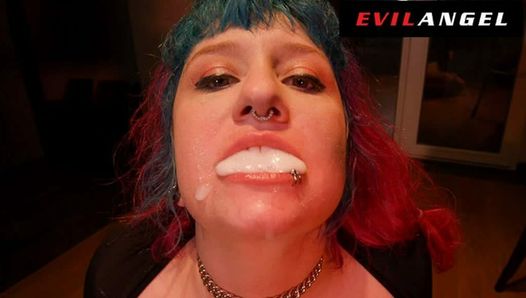 Proxy Paige kommt zurück für sperma getränkten analen Gangbang - Evil Angel