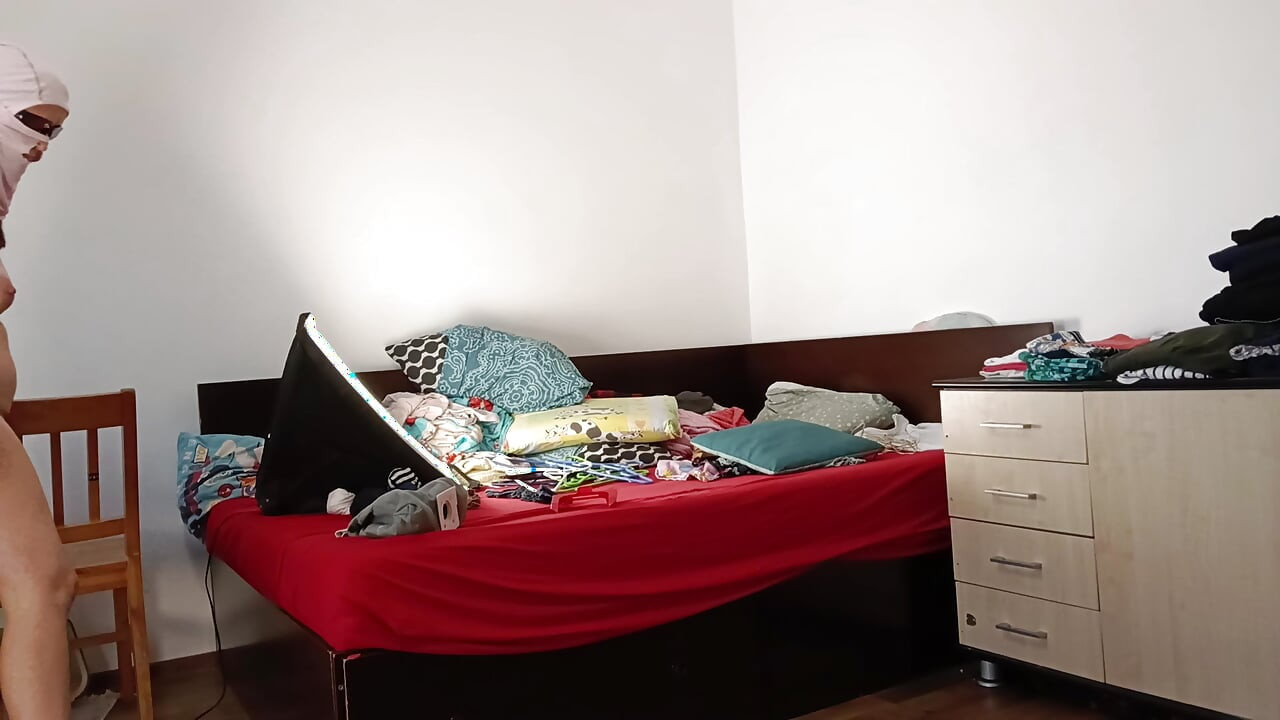 Amateur wife vacuuming in the bedroom. Amateur wife gives me a handjob until I cum.