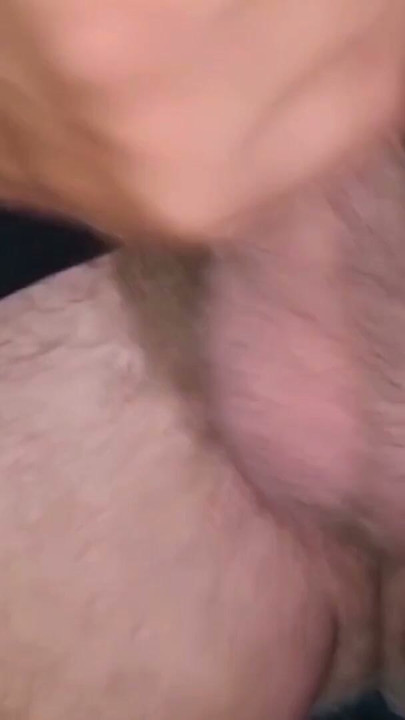 SOLO | SPRØJTER STÆRK TYKK HVID SÆD - HURTIG HANDJOB MED EN MEGET HÅRD PIK OG FINGER I RØVEN MED ANALMASSAGE | Klip 3