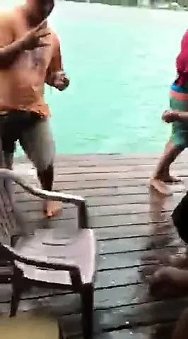 Trip Pirogue avant la partouze