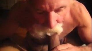 Moustache daddy sucking a nice cock