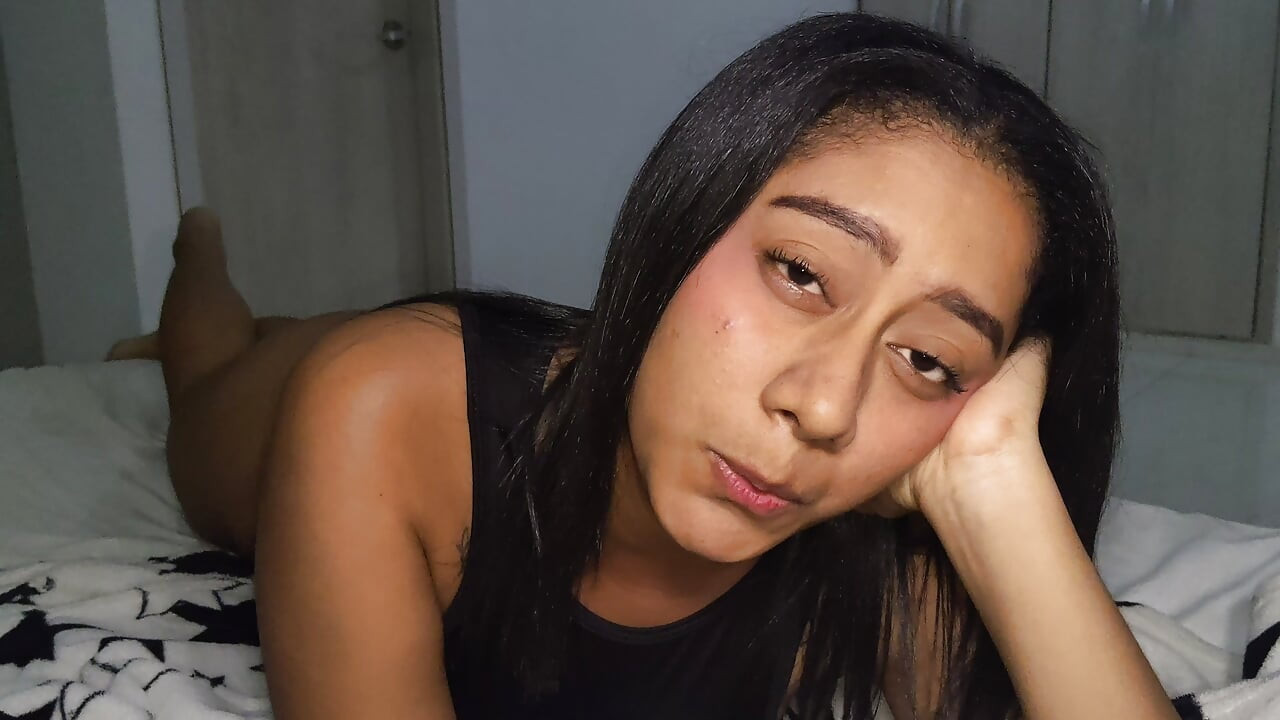 I shared the bed with my stepbrother and we ended up fucking