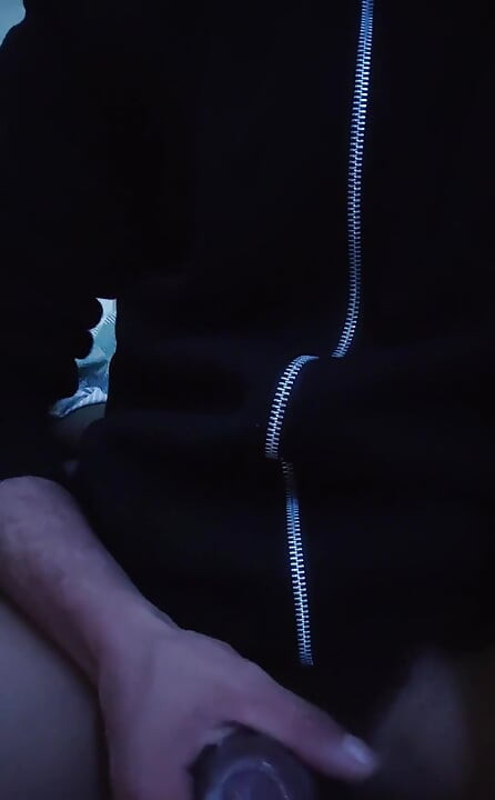 Rubbing my dick till I shoot a load