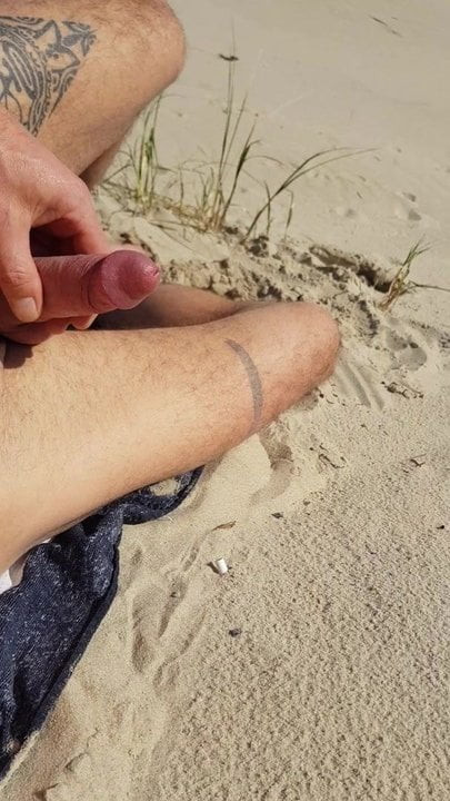 Cumming hard