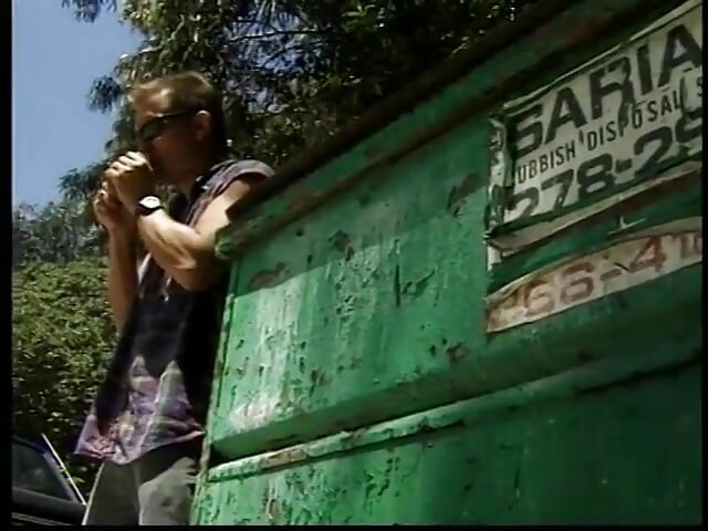 Brunette Loves to Have Her Pussy Eaten Before Fucking Outdoor