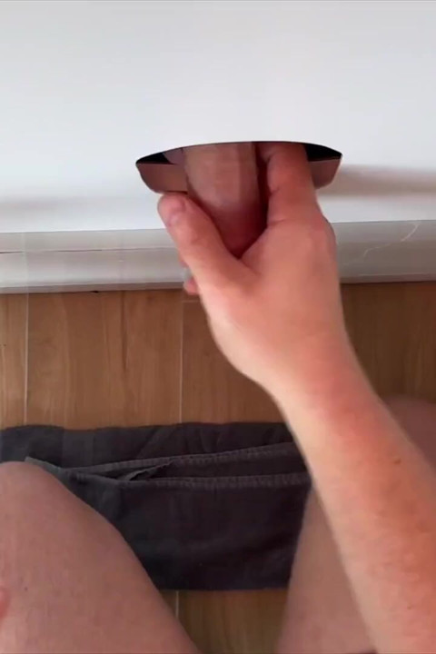 Bi cara tenta afiar - mas explode no gloryhole