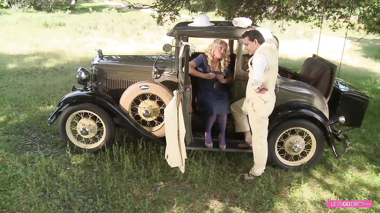 Piknikte mükemmel kadın