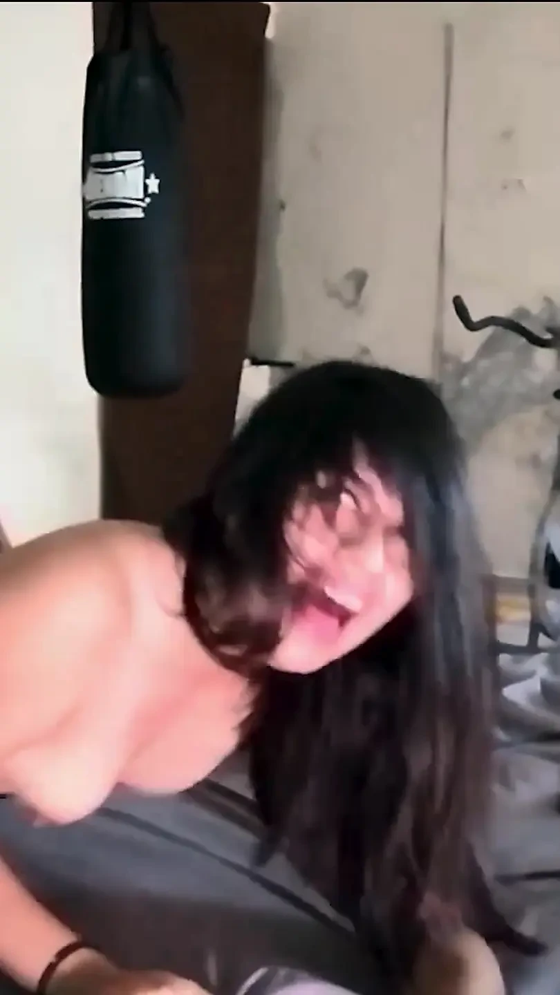 Moaning,cowgirl,orgasm