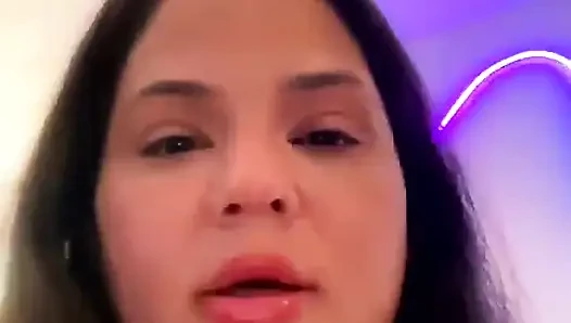 Dani Valentina ile canlı yayın