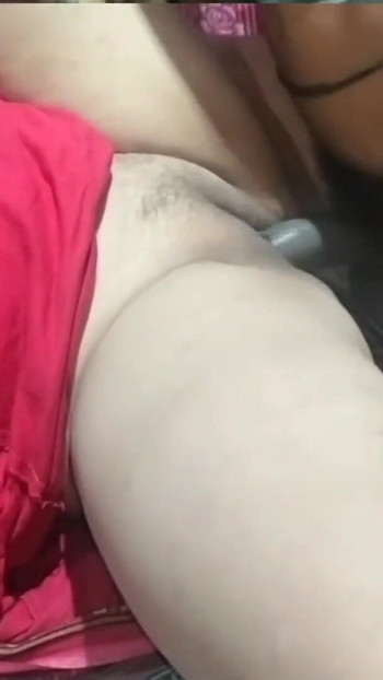Must-share okamžik z "Wife ko Gand per chudai kiya postel pe"