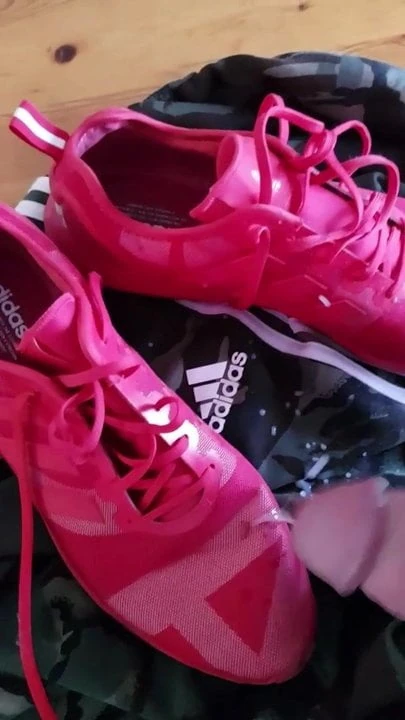 Adidascum