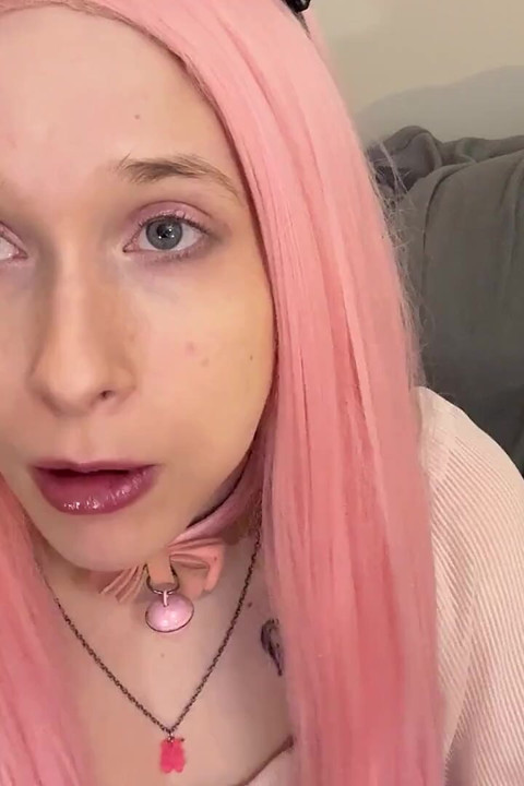 Bratty Bubblegum Slut Blowing Bubbles