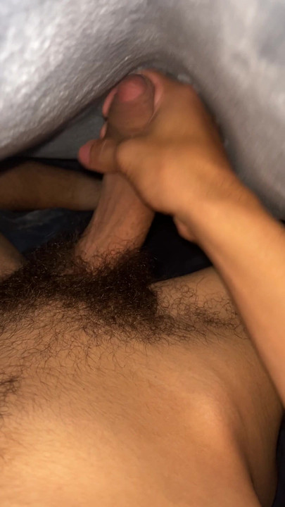 I'm looking for girls to make videos New York