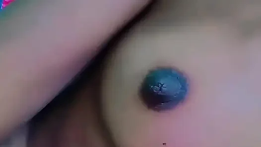 Мое обнаженное вирусное видео, я так возбуждена куколдом в моей киске и рту, пока я не съю всю сперму