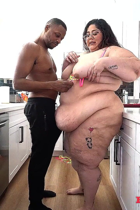 자지 주의를 원하는 Crystal Blue