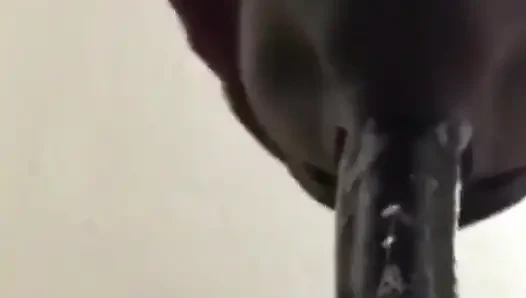 Super schlampiger blowjob mit perfekten lippen