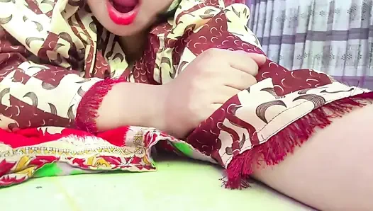 Ngentot kakak ipar india yang lagi sange berat di kamarnya & suaminya pergi ke kantor