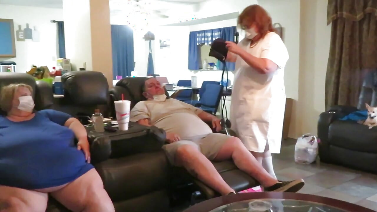BBW nurse Vicki takes pairs vital signs
