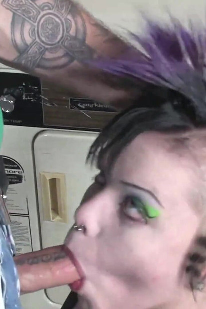 Punk love story in London...