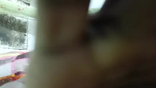 College-Mädchen eingeölt und ihr Hintern