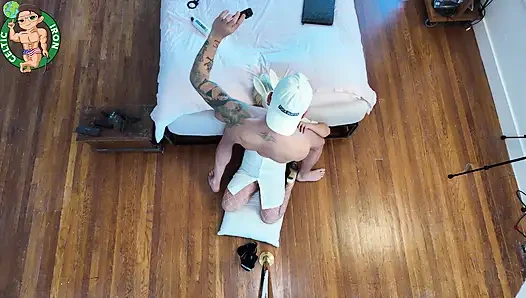 En iyi erkek arkadaş genç hemşireye büyük yarakla çoklu orgazm yaşatıyor