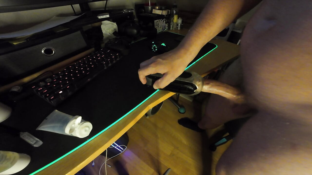 Edging and Dirtytalking to my fucktoy (livestream sequence)