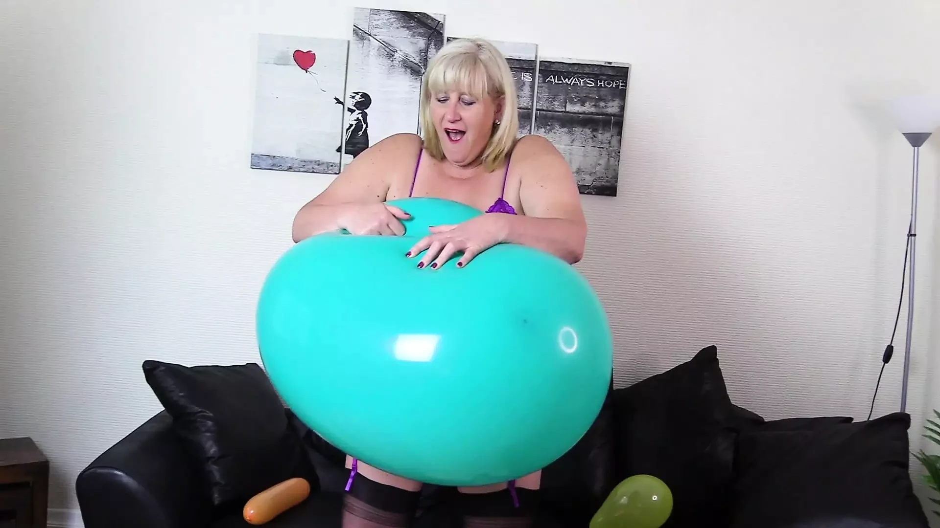 Mature Big Balloon Popping Fetish