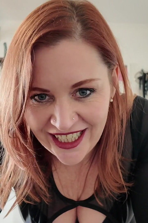 Inanna Justice controleert je slechte gedrag