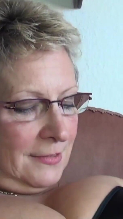 Captivating moment from "Mein bester Freund fickt meine Oma"