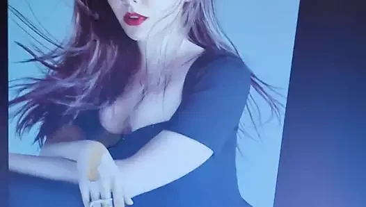 Elizabeth olsen boşalma anısına #1