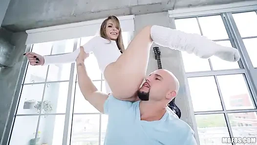 Dont break me - die heiße zierliche brünette kimmy granger nimmt Jmacs großen schwanz in wahnsinnigen positionen, kommt hart